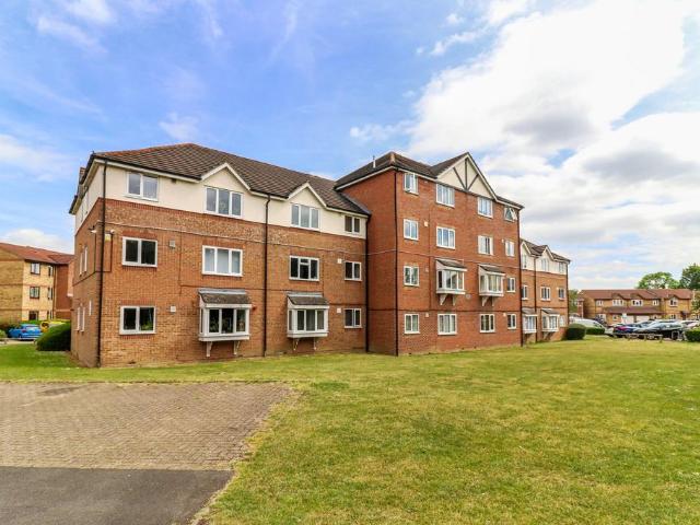 2 bedroom flat for sale