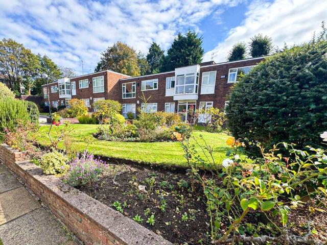 2 bedroom flat for sale