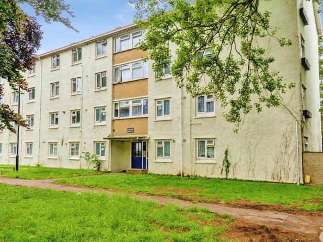 2 bedroom flat for sale