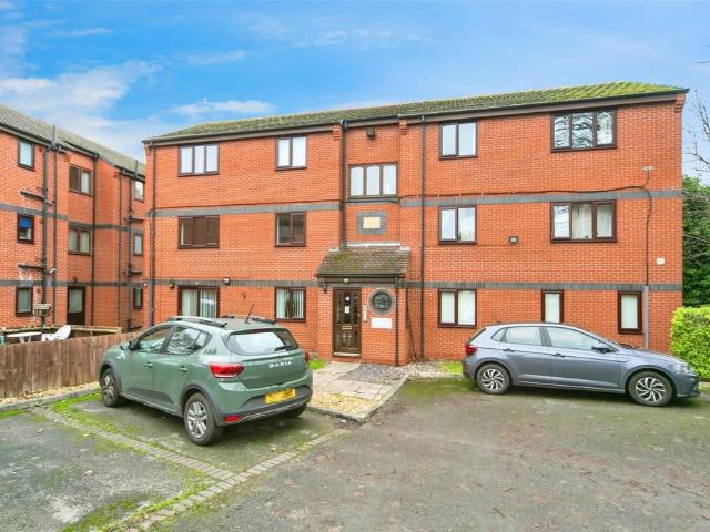 2 bedroom flat for sale