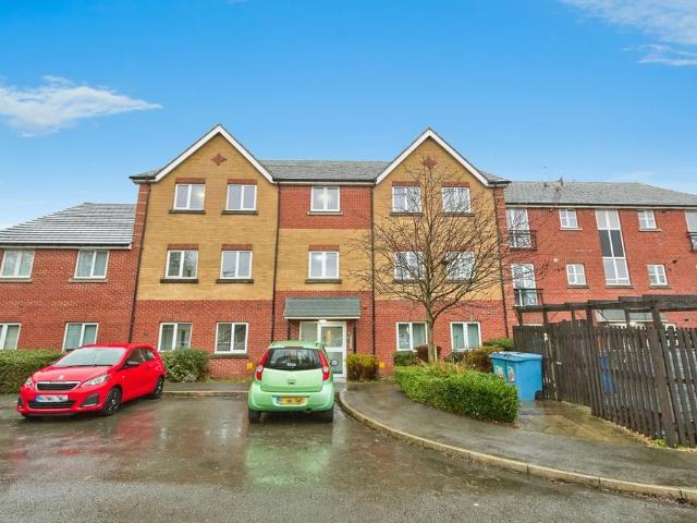 2 bedroom flat for sale