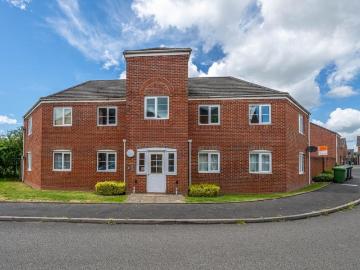 2 bedroom flat for sale