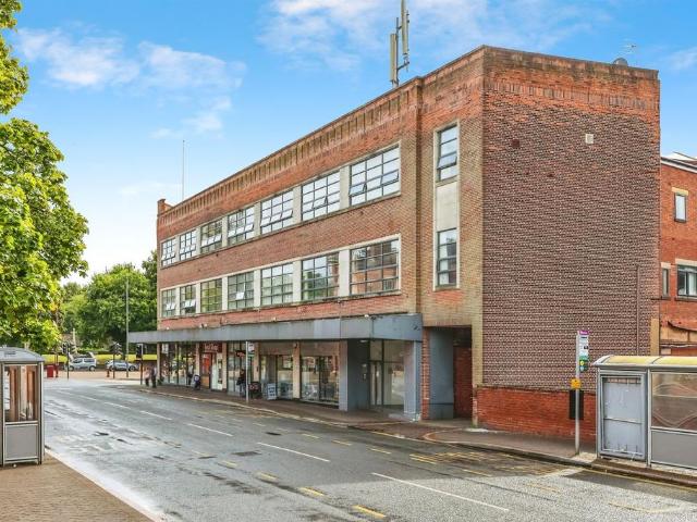 2 bedroom flat for sale