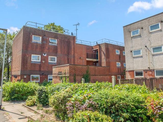 2 bedroom flat for sale