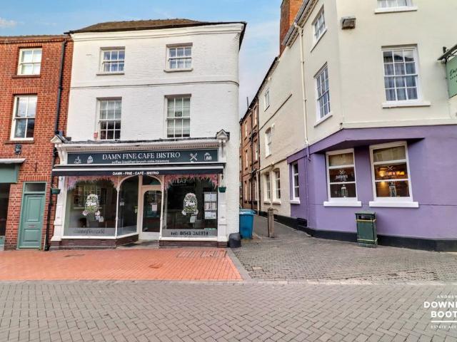 2 bedroom flat for sale