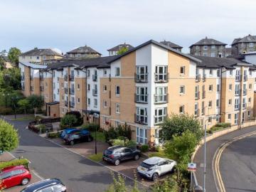 Flat for sale in Shetland - Lift, Equipped kitchen