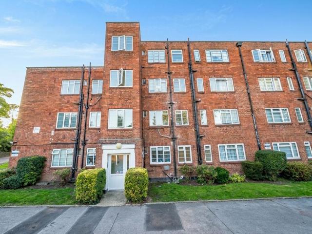 2 bedroom flat for sale