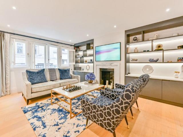 2 bedroom flat for sale