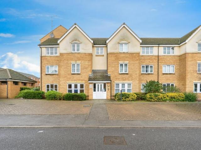 2 bedroom flat for sale