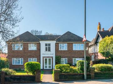 2 bedroom flat for sale