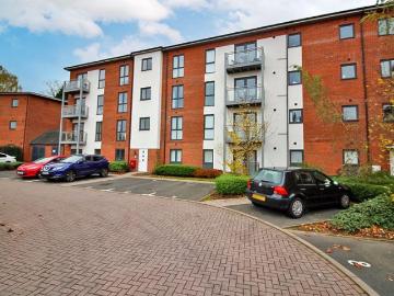 2 bedroom flat for sale