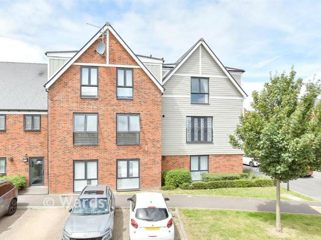 2 bedroom flat for sale