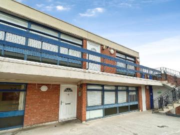 2 bedroom flat for sale