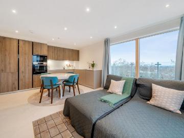 2 bedroom flat for sale