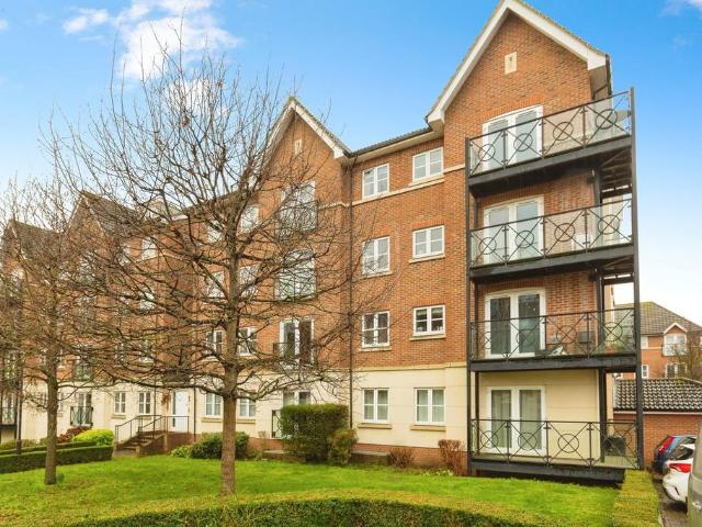 2 bedroom flat for sale