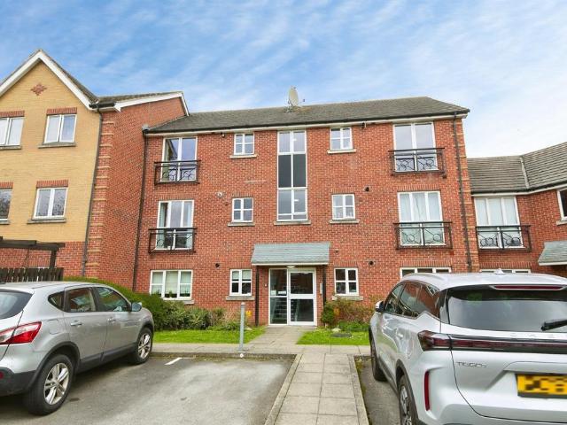 2 bedroom flat for sale