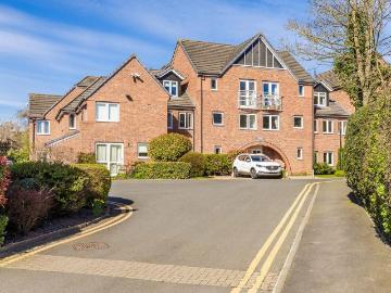 2 bedroom flat for sale