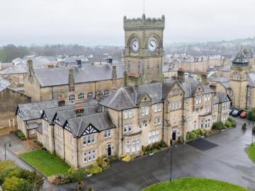 Hawksworth Leeds, LS20, Bradford and West Yorkshire, North England