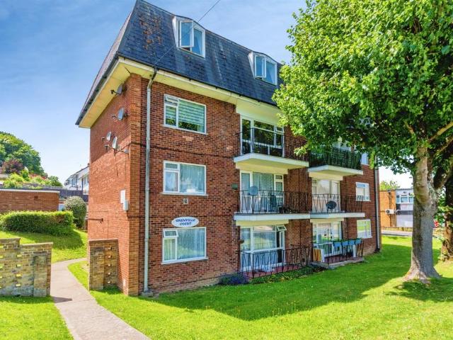 2 bedroom flat for sale