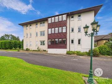 2 bedroom flat for sale