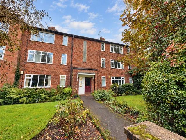 2 bedroom flat for sale