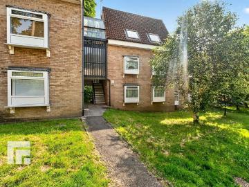 2 bedroom flat for sale