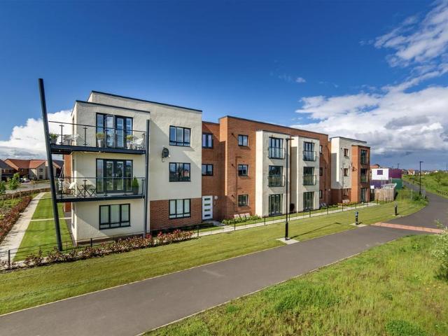 2 bedroom flat for sale