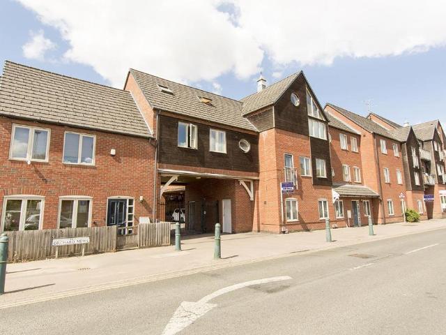 2 bedroom flat for sale