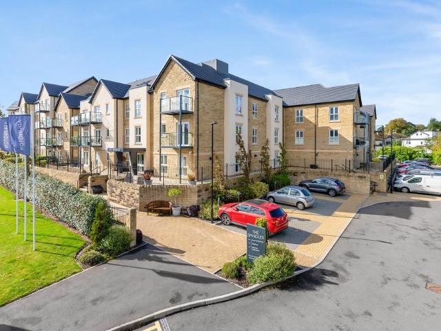 2 bedroom flat for sale