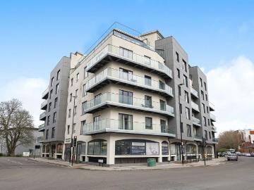 2 bedroom flat for sale