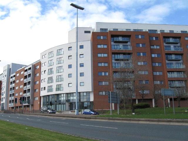 2 bedroom flat for sale