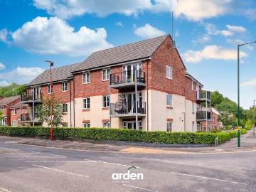 2 bedroom flat for sale