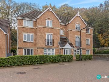 2 bedroom flat for sale
