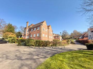 2 bedroom flat for sale