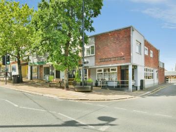 2 bedroom flat for sale