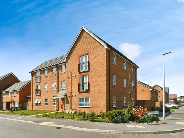 2 bedroom flat for sale