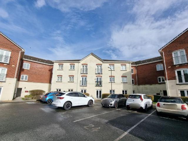2 bedroom flat for sale