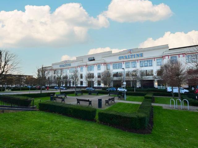 2 bedroom flat for sale