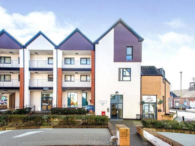 2 bedroom flat for sale