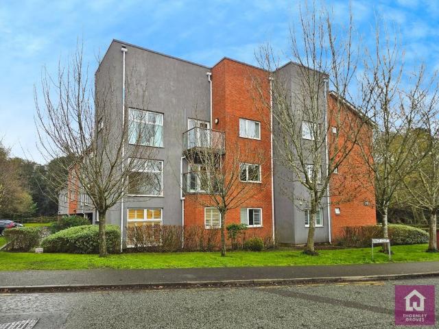 2 bedroom flat for sale