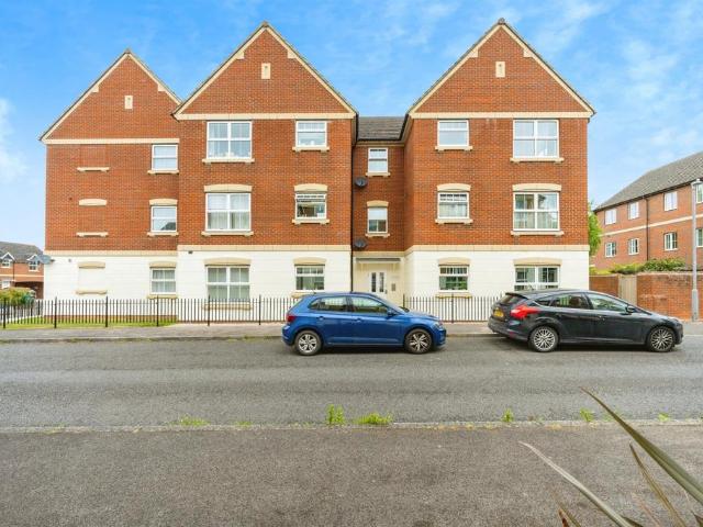2 bedroom flat for sale