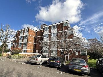 2 bedroom flat for sale