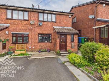 2 bedroom flat for sale