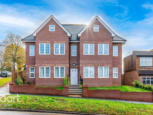 2 bedroom flat for sale