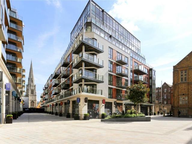 2 bedroom flat for sale