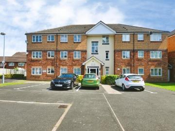 2 bedroom flat for sale