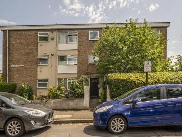 2 bedroom flat for sale
