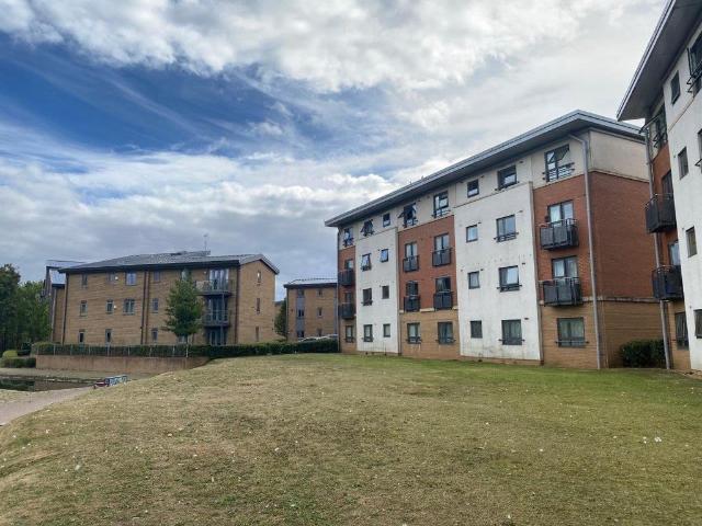 2 bedroom flat for sale