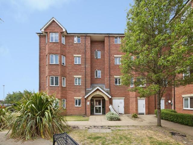 2 bedroom flat for sale