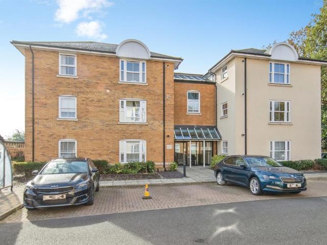 2 bedroom flat for sale